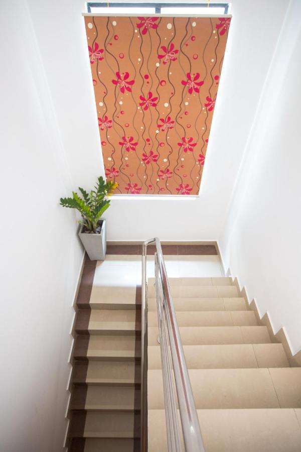 Maple Tree Residencies Hotel Dehiwala-Mount Lavinia Luaran gambar
